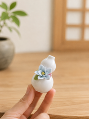 Lotus Design Mini Vase
