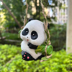 CLIMBING PANDA