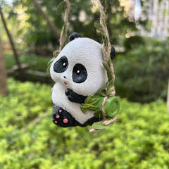 CLIMBING PANDA